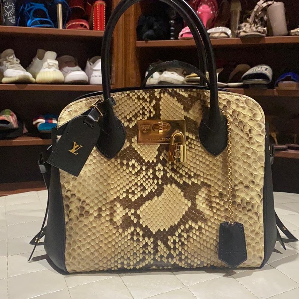 *Brand New* 2021 Louis Vuitton snakeskin Milla PM